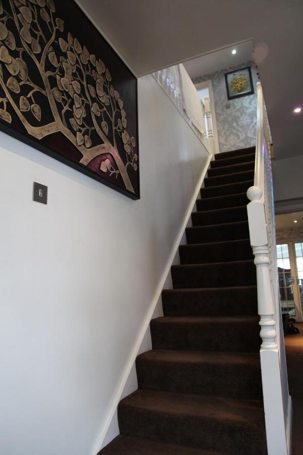 The Caduceus- Residence Chertsey Extérieur photo