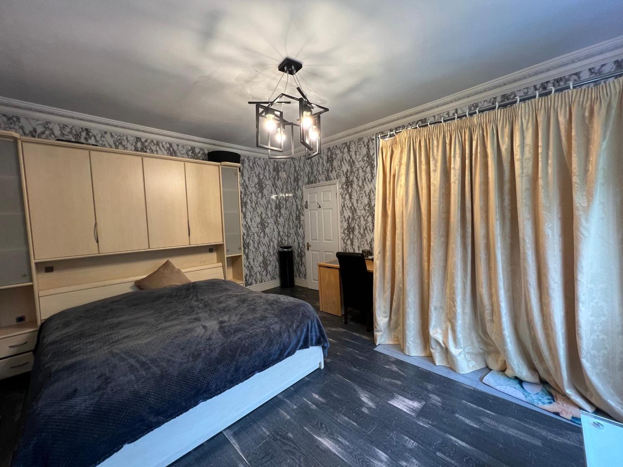 The Caduceus- Residence Chertsey Extérieur photo
