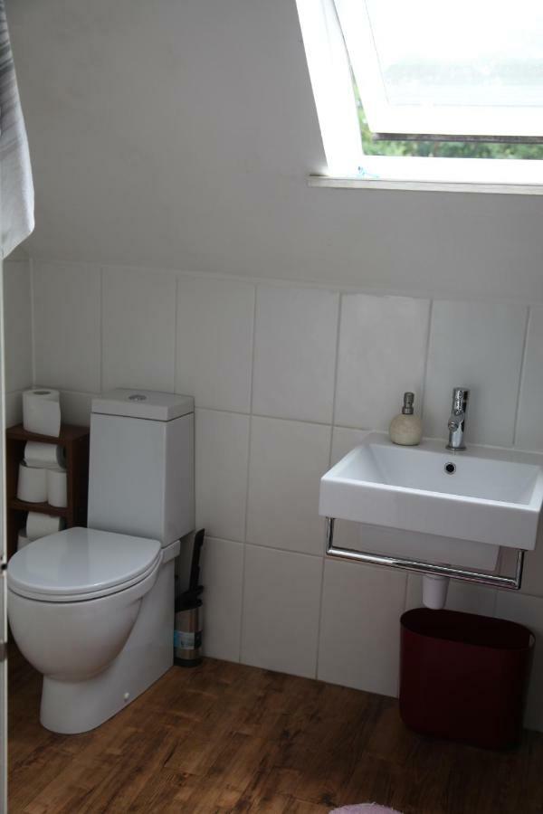 The Caduceus- Residence Chertsey Extérieur photo